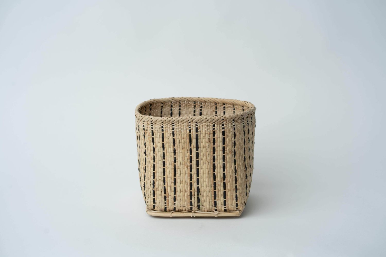 NEEPA HUT: Storage Rattan Planter Basket