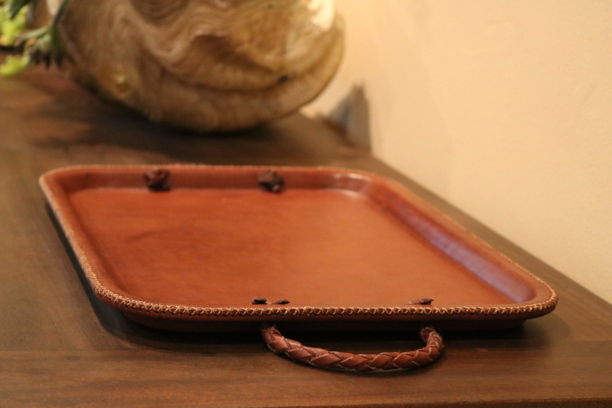 Caballo | Brown Leather Serving Tray with Braided Handlescategory_Kitchen & Dining from Bati - SHOPELEOS